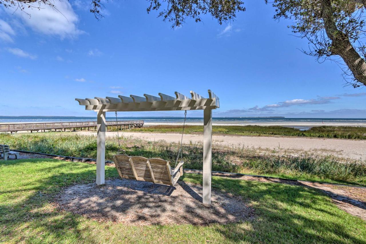 Colorful Hilton Head Condo With Beach And Pool Access! Île de Hilton-Head Extérieur photo