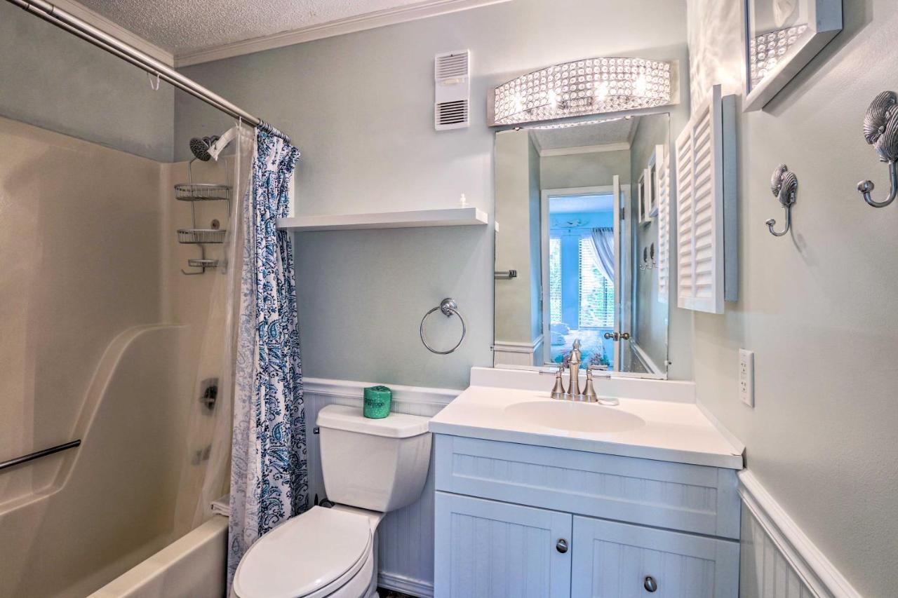 Colorful Hilton Head Condo With Beach And Pool Access! Île de Hilton-Head Extérieur photo